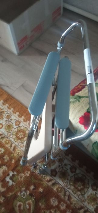 Продам стул туалет