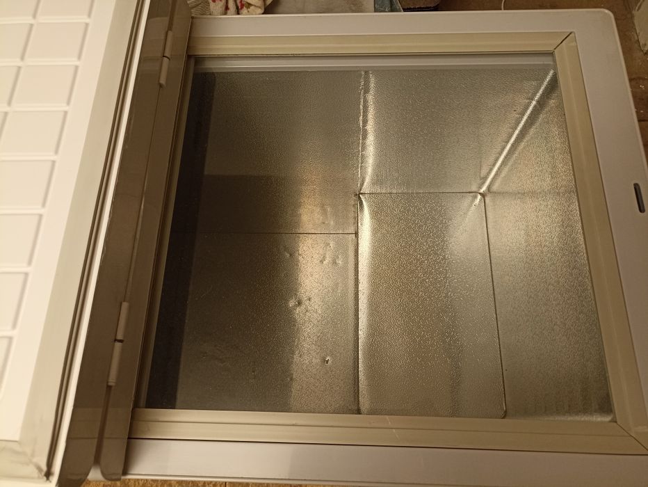 Продам морозилку