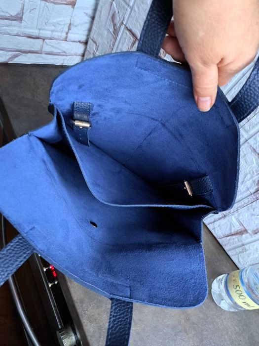 дамска чанта,малка тъмно синя чантичка