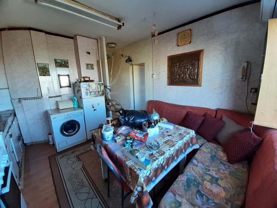 Тристаен апартамент с южно изложение и панорамна гледка – кв. Бузлуджа