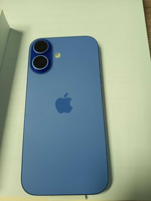 Iphone 16 128 gb ЧИСТО НОВ