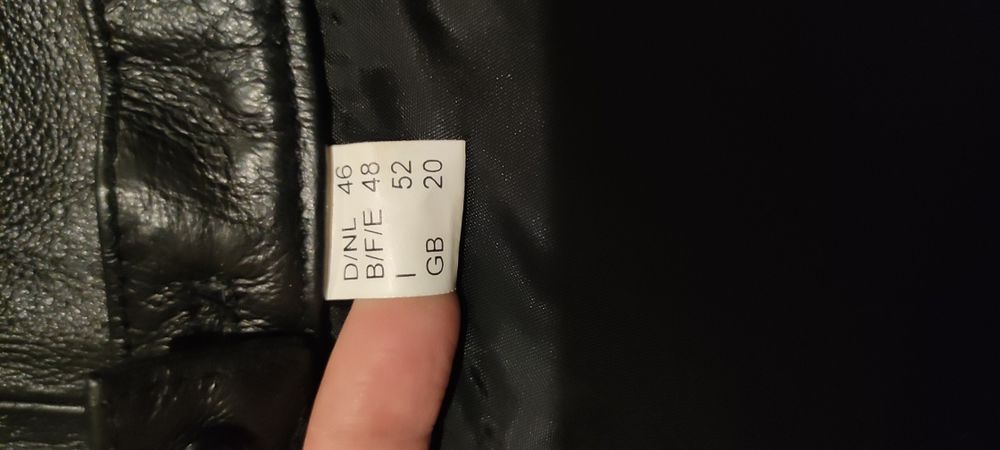 Продам кожаную юбку.