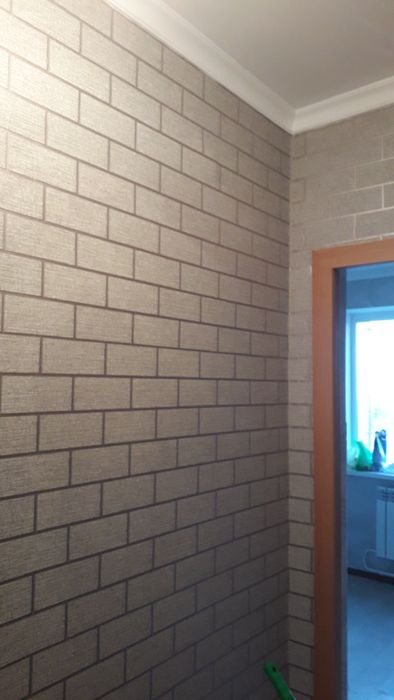 Поклейка обоев качественно