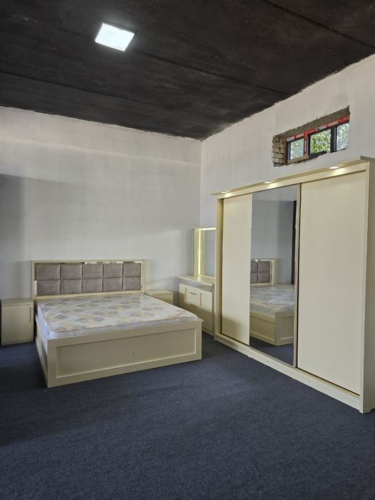 Спальни гарнитур Hi-tech