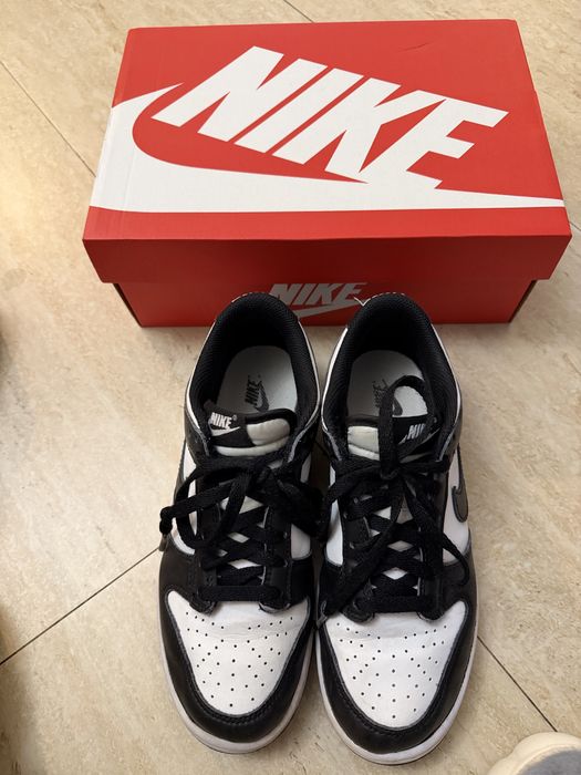 Adidasi Nike marime 39