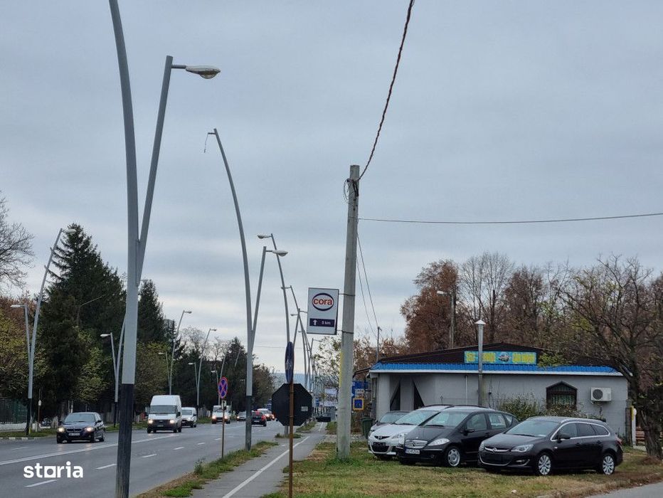Teren Calea Moinesti  Dedeman - Parc Auto - Publicitate Stradala