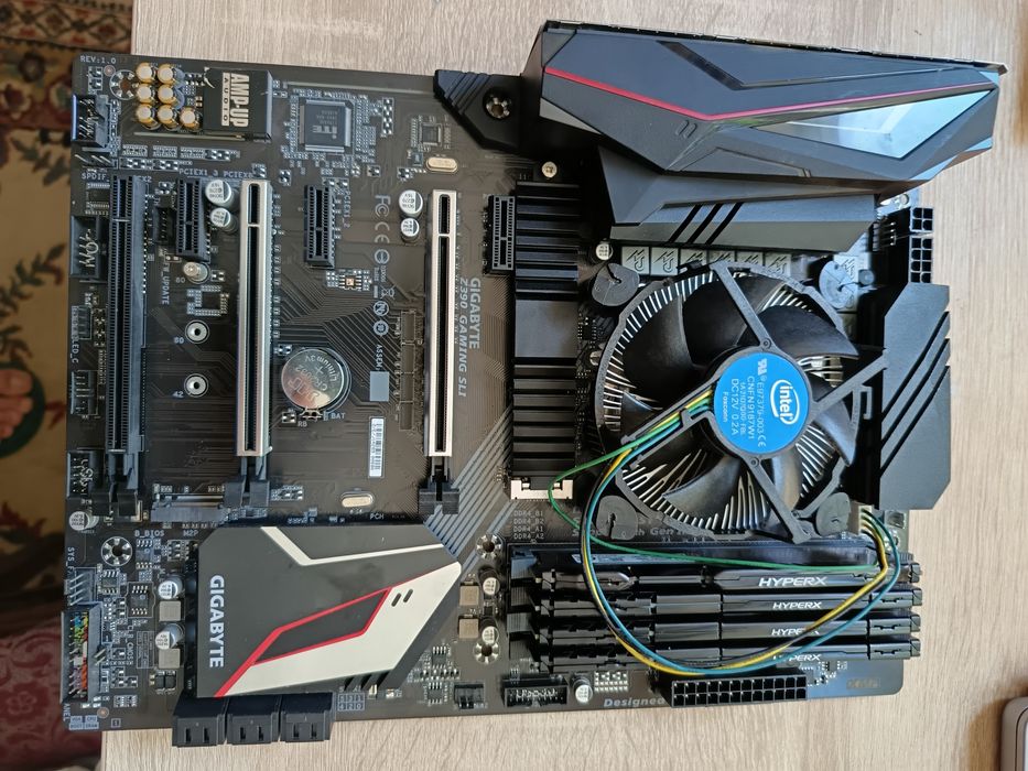 Kit i5 8400+32gb ram+ gigabyte z390 gaming sli