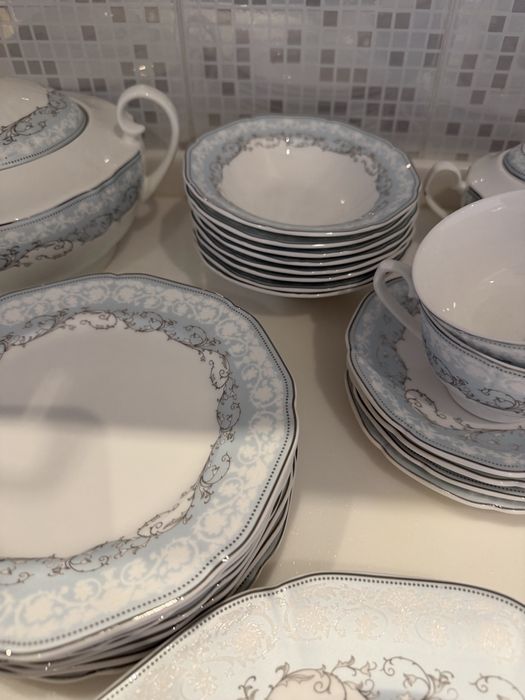 Продам Набор посуды