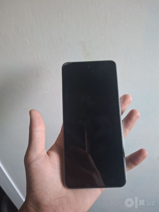 Infinix Hot 40i srochno sotiladi
Xotirasi:128 GB 
 RAM:4 GB
Rangi: koʻ