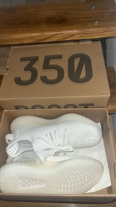 Yeezy alb marimea 43