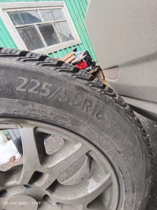 Продам диски с зимней шиной