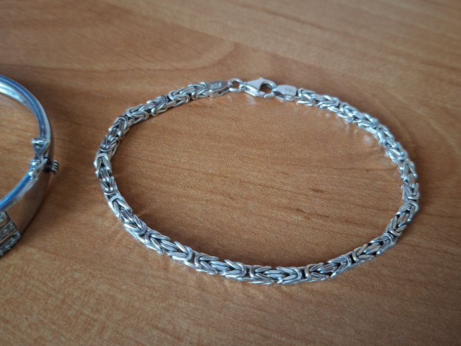 Лот Сребърни бижута 925- Цена само за целия лот. 3€ на грам.