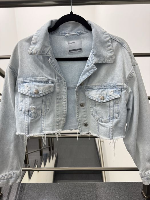 Късо дънково яке Bershka