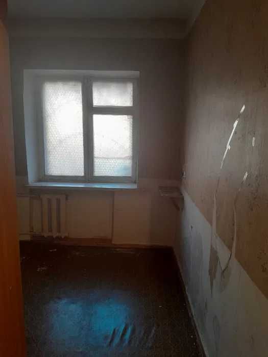 Аренда 2 ком кв на Бадамзаре. Инс Связи