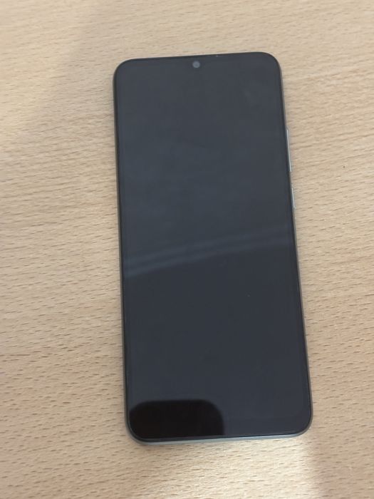 Продам полностью рабочий телефон Redmi 10c