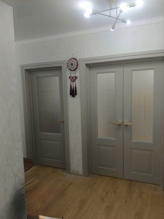 Есік қондырамыз, установка дверей