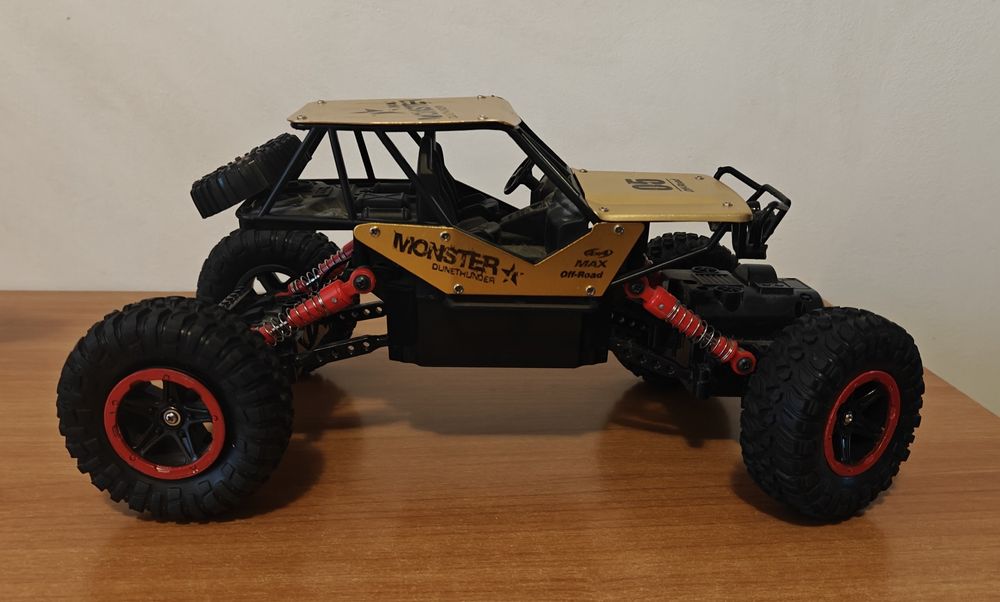 Masinuta RC cu telecomanda