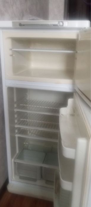 Холодильник продаётся