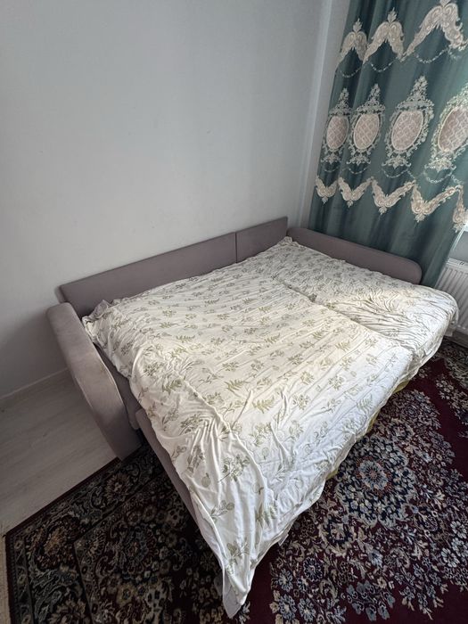 Продам диван б/у (срочно)