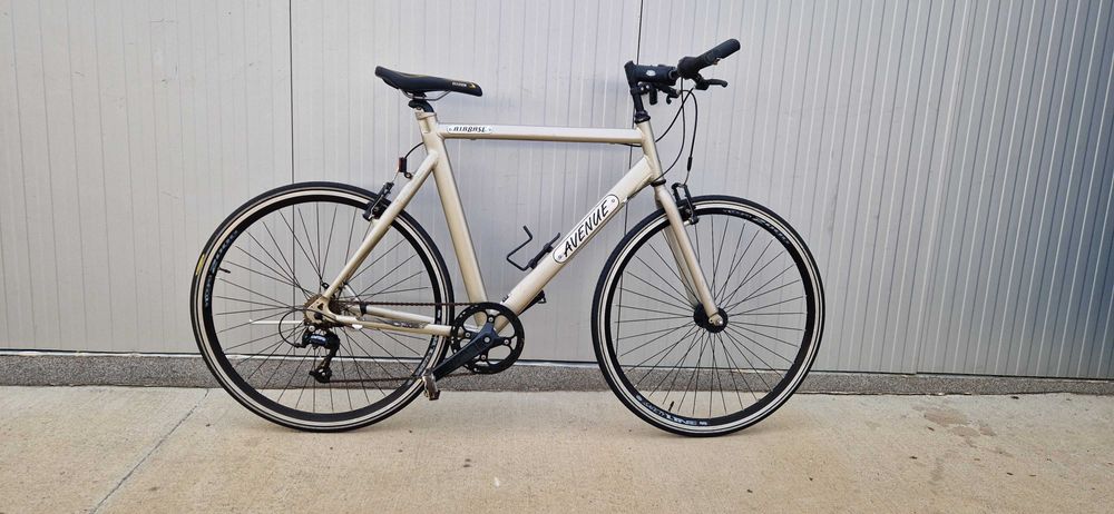 Алуминиев хибриден велосипед AVENUE колело 28"