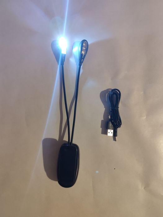 Преносима гъвкава LED  лампа/лампички за четене на батерии/USB