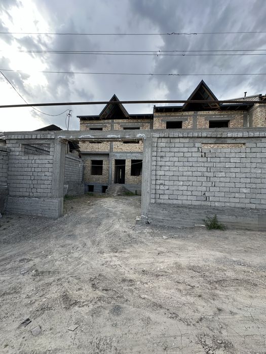 Uylar sotiladi 2 sotx + 1 sotx