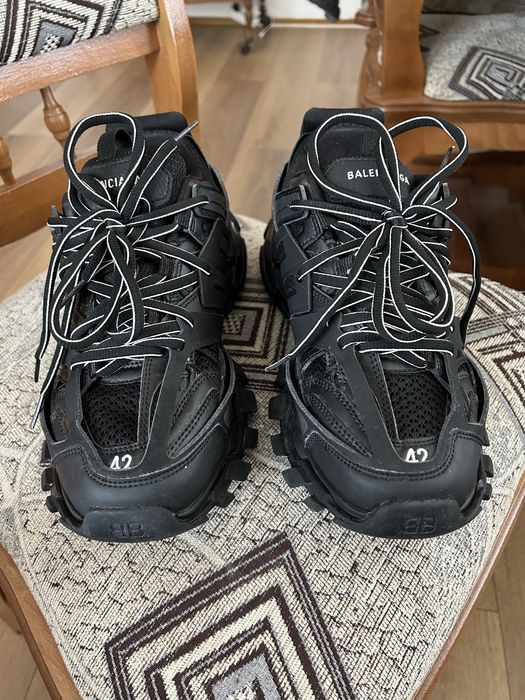 Balenciaga Track