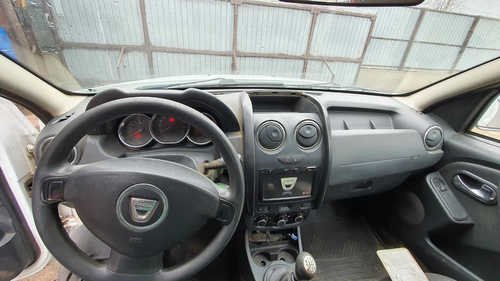 Dacia Duster 1.5 dci 4x2 2016 piese din dezmembrari.