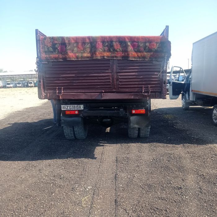 Gaz 53 Yuk avtomobili