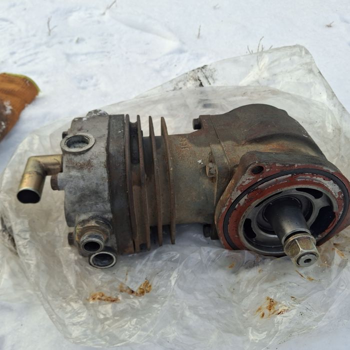 Трубина и компрессор  на шансиман F2000