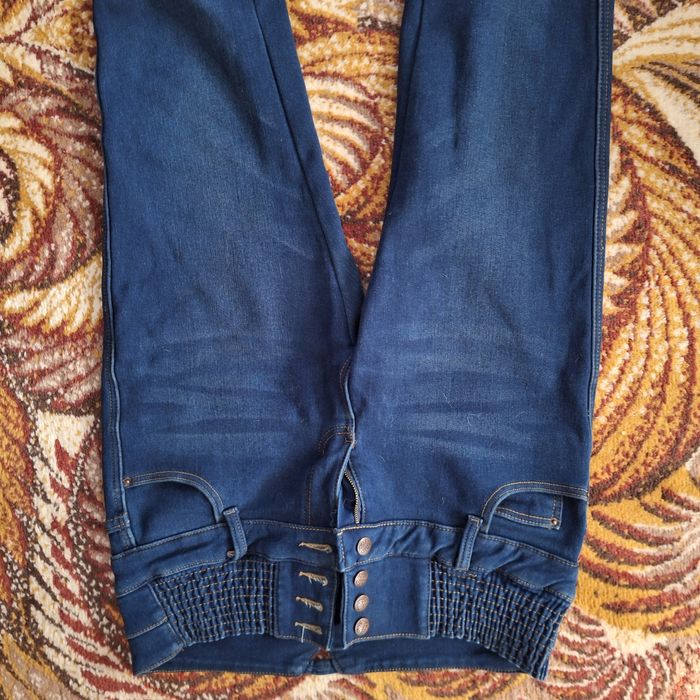 Продам джинсы утепленые для беременной