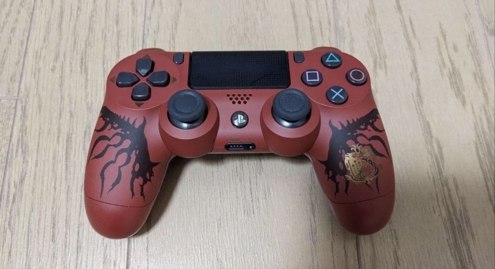 Ps4 pro Editie Limitata 1Tb