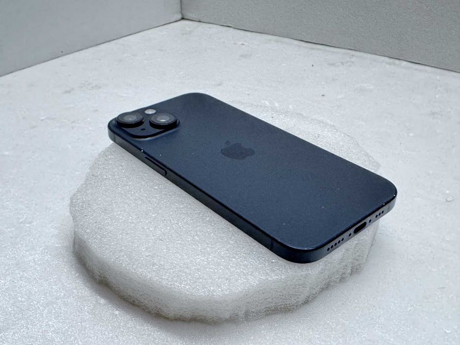 Apple iPhone 15 128GB Black Батерия 99% Клас А | Гаранция