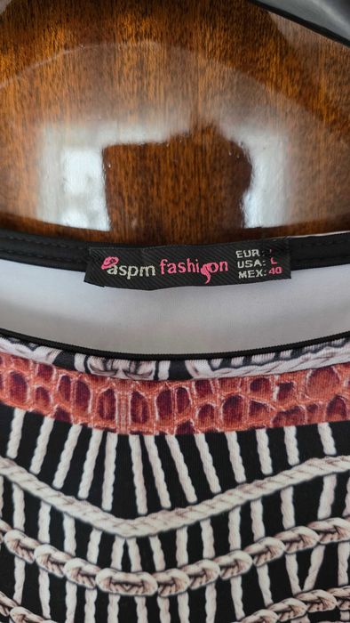 Рокля с дълъг ръкав