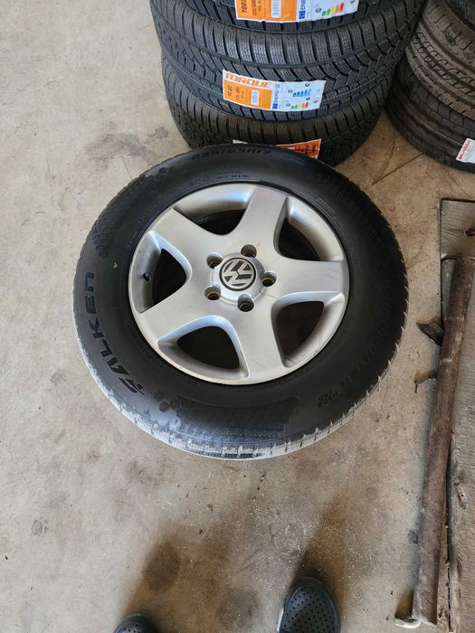 Всесезонни гуми,