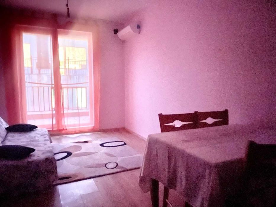 БЕЗ  допълнителни плащания. Уютен обзаведен 2-стаен , кв. Галата.