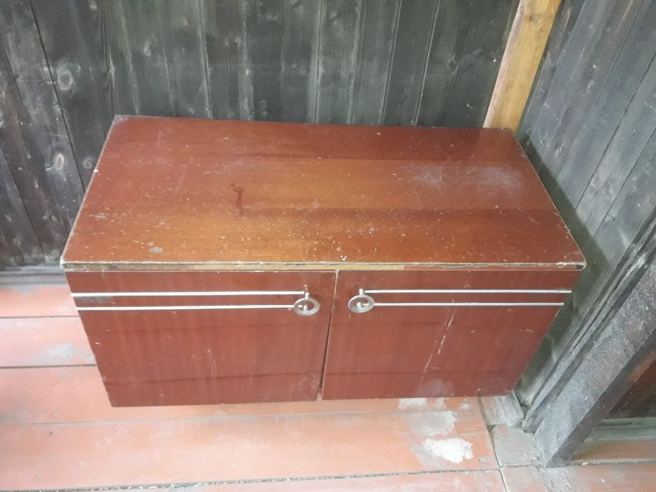 Тумбочка под тедевизор