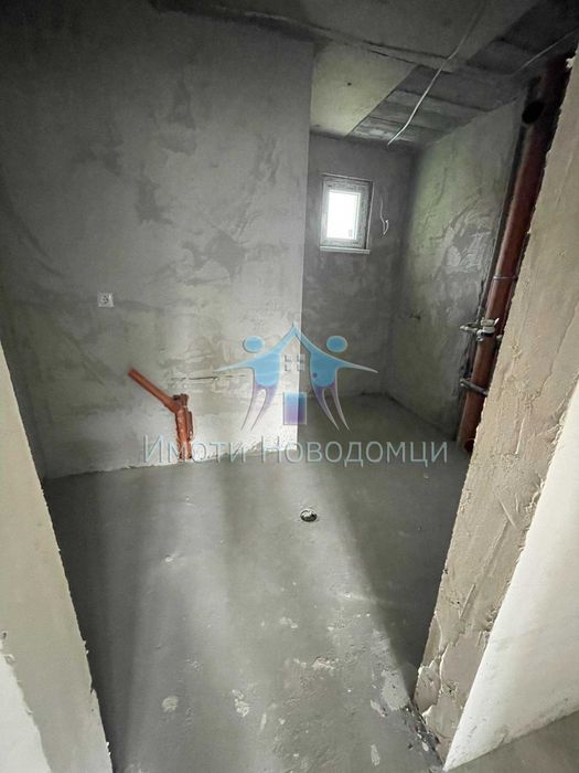 Продава се Тристаен апартамент в Шумен, Пазара - 135 кв.м за 1060 €/кв.м - Снимка #6