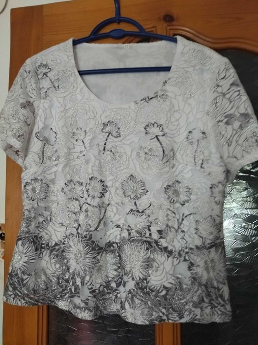 Костюм (юбка, кофта, пиджак)