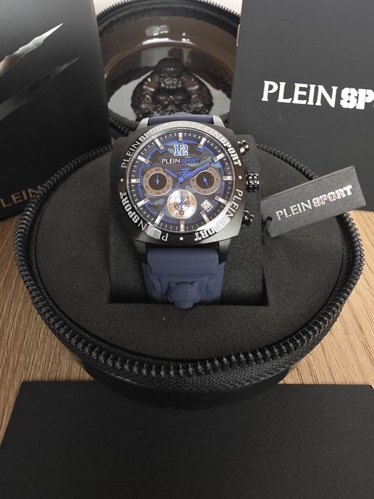 Часовник Plein sport нов оригинален