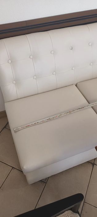 Кожени дивани...