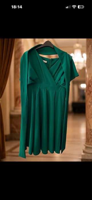 Rochie , nu a fost purtata niciodata