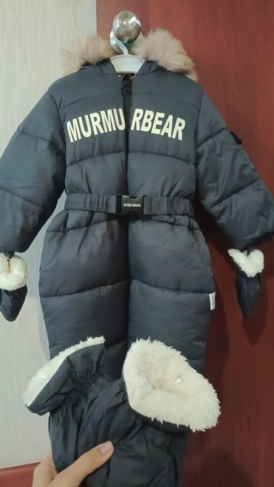 Зимний комбинезон 
Очень тёплый 
Размер 90(маломерит, больше на80)