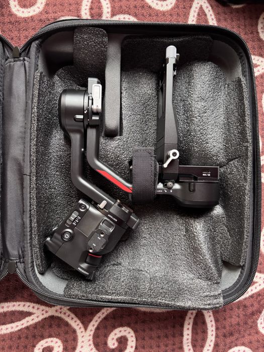 Стабилизатор DJI RONIN RS 4 PRO Combo