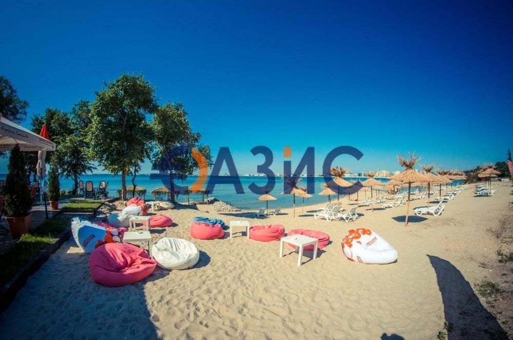 Продава се Двустаен апартамент в Свети Влас - 63 кв.м за 1158 €/кв.м - Снимка #8