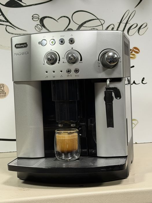 Кафемашина кафе автомат delonghi magnifica с гаранция