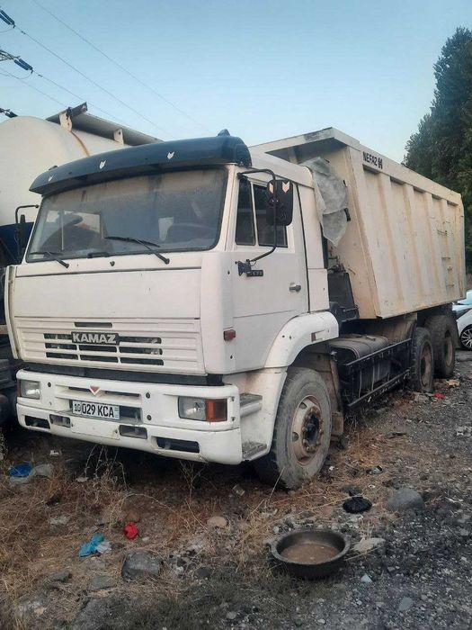Yuk o'zi ag'daruvchi (Kamaz)