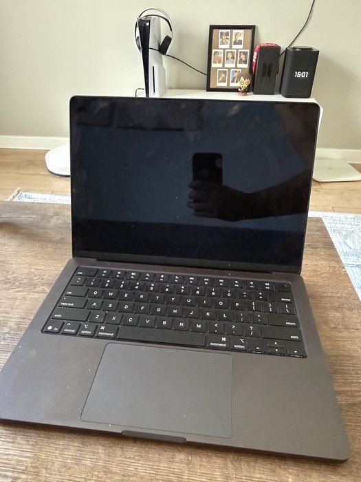 Macbook pro 14 m5