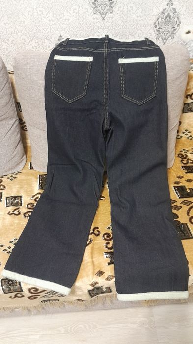 Продам брюки джинсы утепленные для девочки