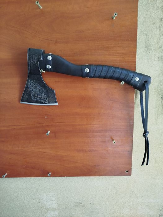Кованые топоры ручной работы